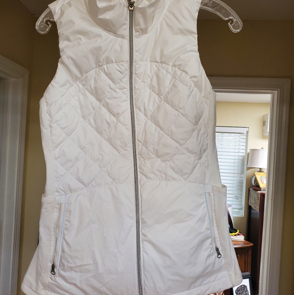 Lululemon White Down Vest Size 6